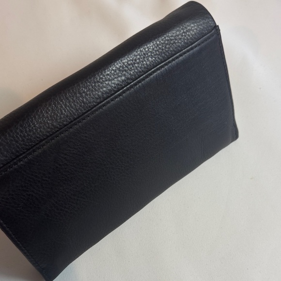 Latico Eloise Black Leather Zip Wallet “NWT” - Picture 8 of 12